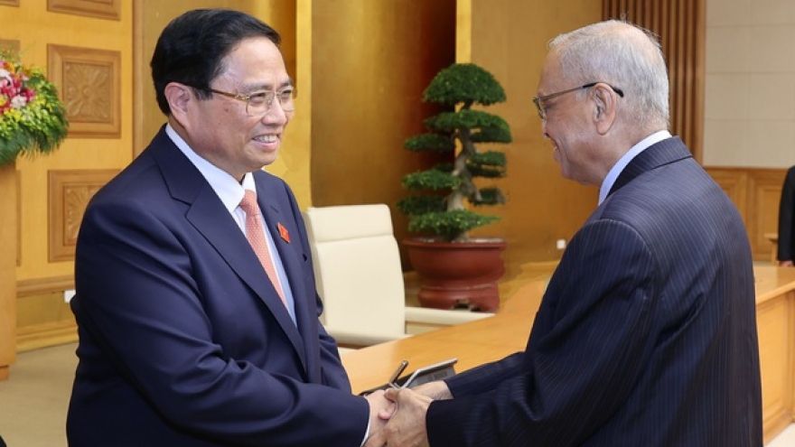 Thủ tướng Phạm Minh Chính tiếp tỷ phú sáng lập Tập đoàn Infosys của Ấn Độ